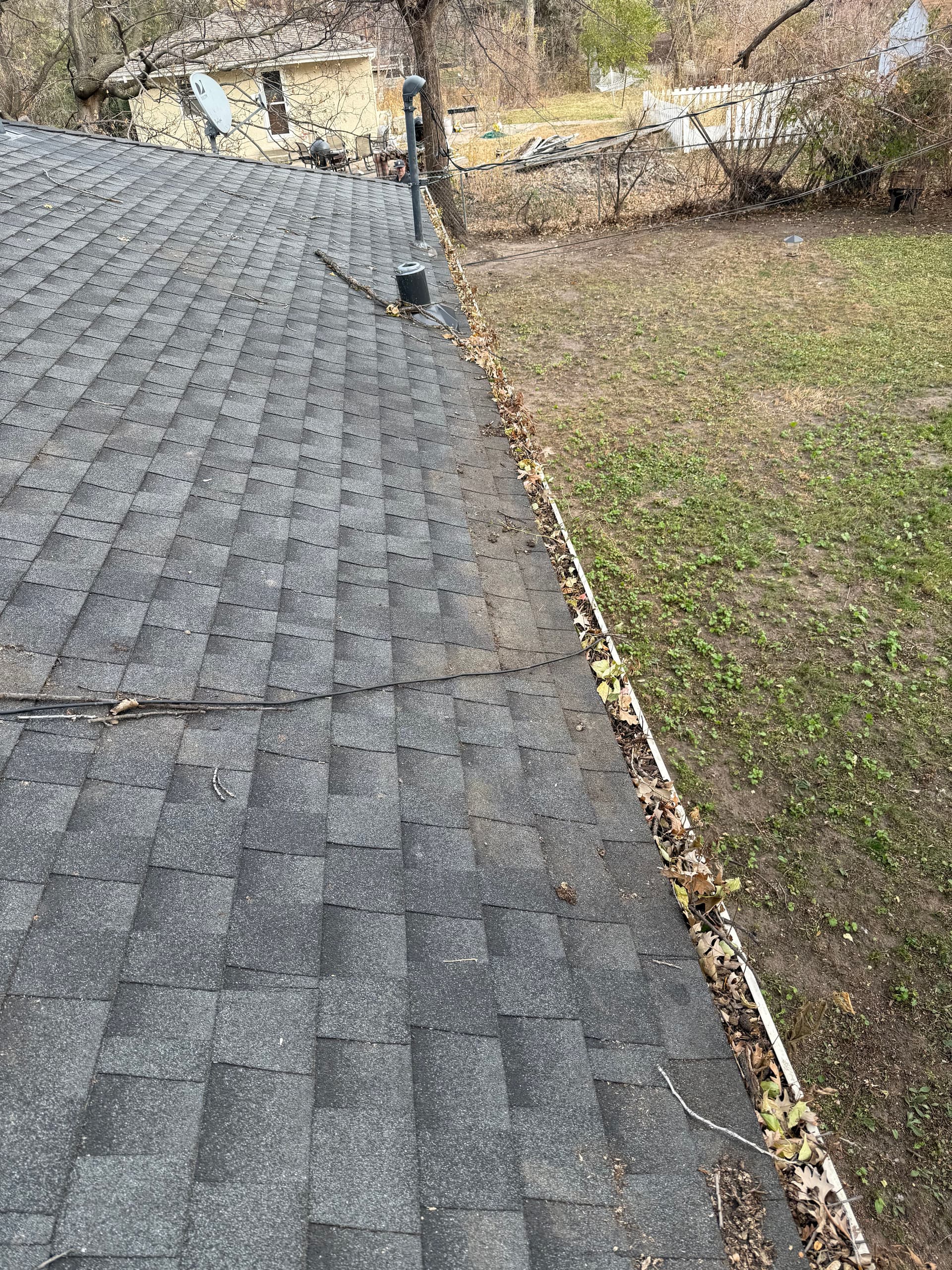 Gutter Cleaning Excellence in Burnsville MN